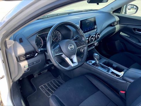 Used 2021 Nissan Sentra SV image 18