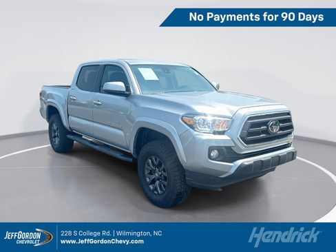 Used 2023 Toyota Tacoma SR5 w/ Technology Package AWD/4WD image 1