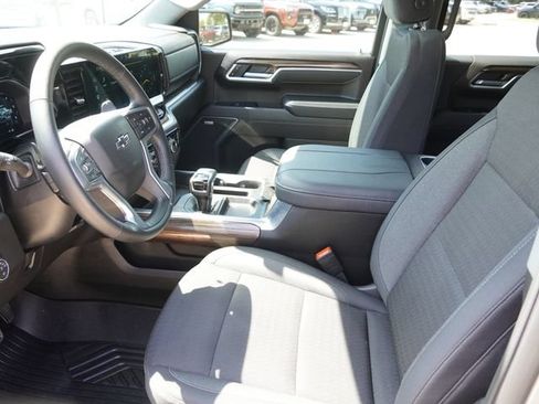 Used 2026 Chevrolet Silverado 1500 RST AWD/4WD image 19