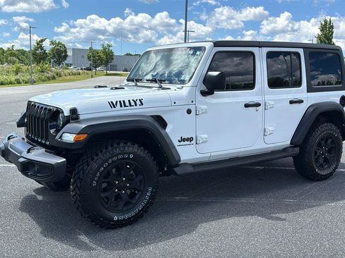 Used 2023 Jeep Wrangler Unlimited Sport AWD/4WD image 13