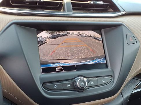 Used 2022 Chevrolet TrailBlazer ACTIV w/ Driver Confidence Package AWD/4WD image 16