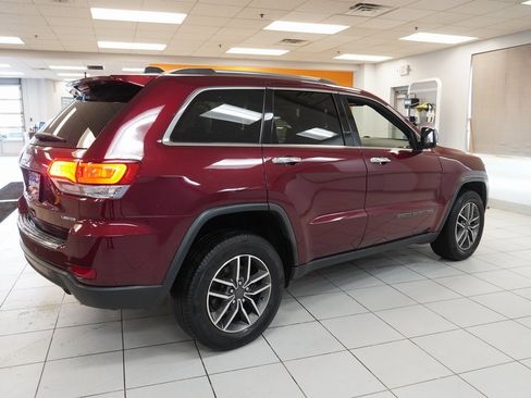 Used 2020 Jeep Grand Cherokee Limited w/ Premium Lighting Group image 13
