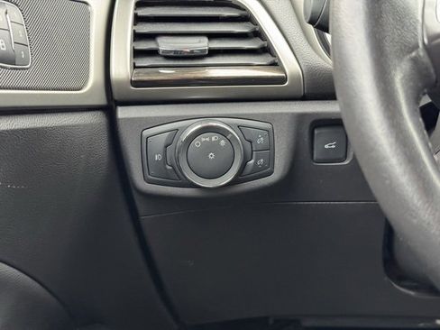 Used 2013 Ford Fusion SE image 30