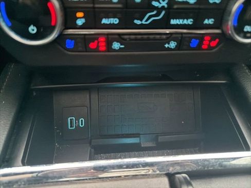 Used 2020 Ford Expedition King Ranch image 28