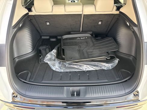 Certified 2025 Honda HR-V EX-L image 26