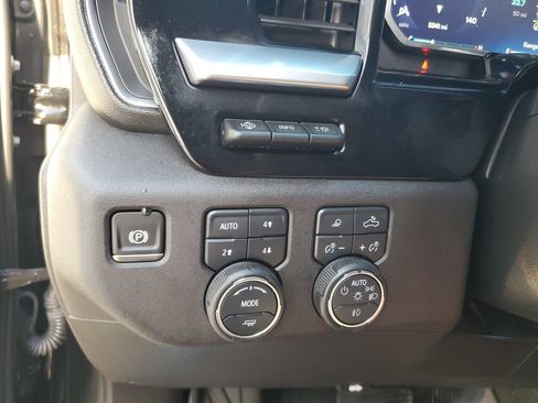 Used 2026 Chevrolet Silverado 1500 LTZ w/ LTZ Premium Package AWD/4WD image 30