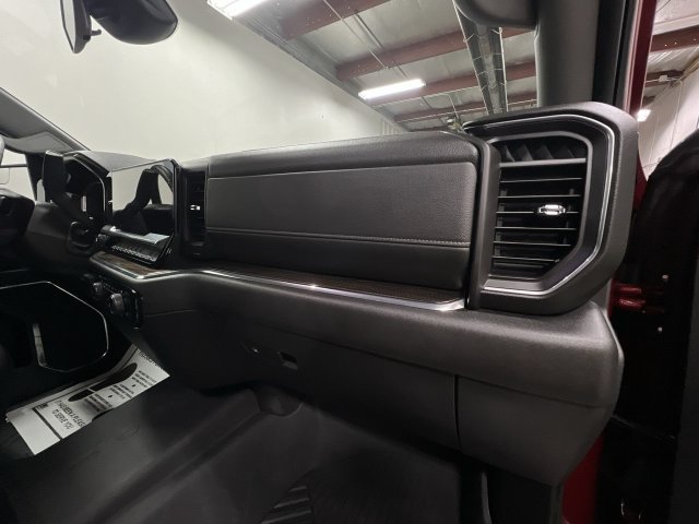 Certified 2024 Chevrolet Silverado 1500 RST AWD/4WD image 29