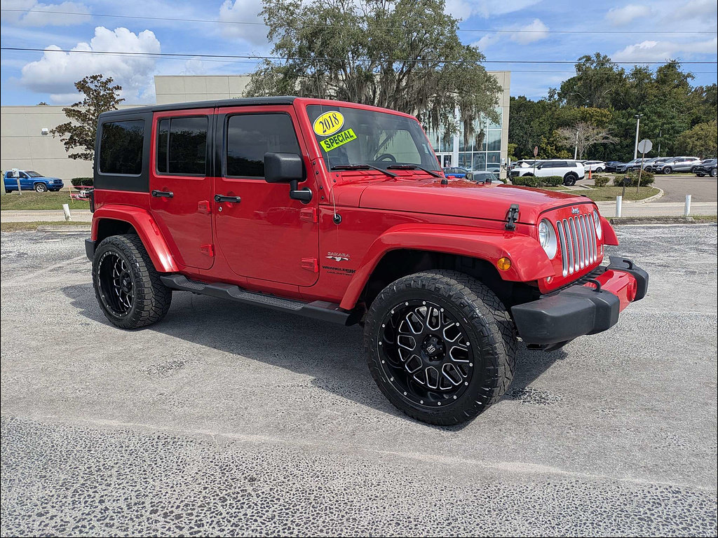 Used 2018 Jeep Wrangler Unlimited Sahara AWD/4WD image 5