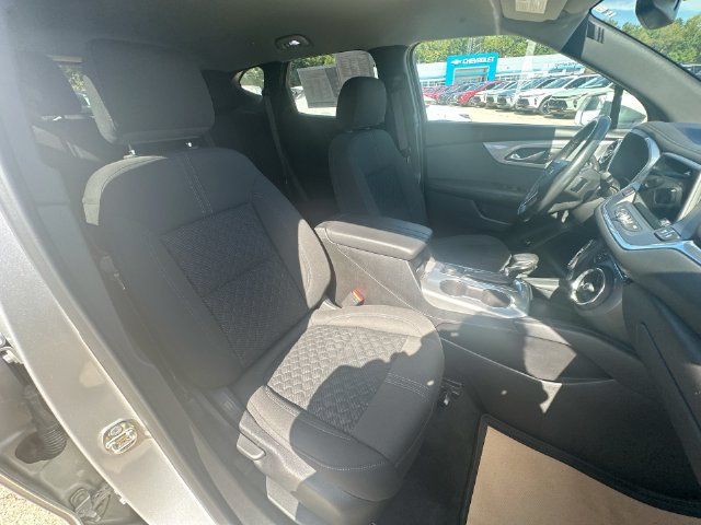 Used 2019 Chevrolet Blazer LT FWD image 31