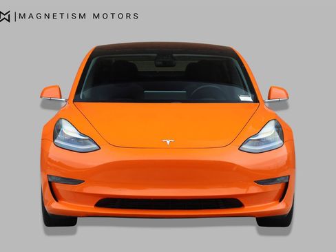 Used 2018 Tesla Model 3 Long Range RWD image 4
