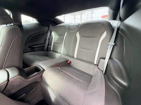 Used 2018 Chevrolet Camaro SS image 28