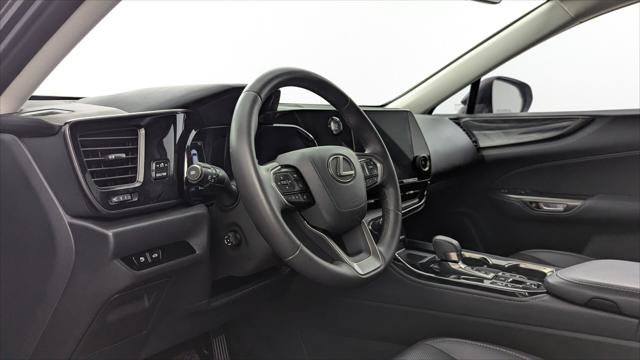 Used 2023 Lexus NX 350 AWD image 24