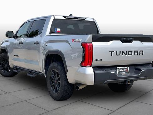 Used 2022 Toyota Tundra SR5 AWD/4WD image 11