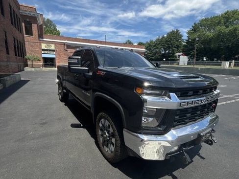 Used 2021 Chevrolet Silverado 2500 LT w/ All Star Edition image 2