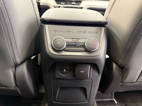 New 2026 Ford Explorer Active w/ Active Comfort Package image 30