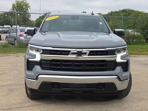 Used 2024 Chevrolet Silverado 1500 LT AWD/4WD image 4