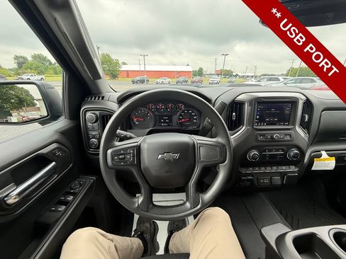 Used 2024 Chevrolet Silverado 1500 Custom Trail Boss w/ LPO, Dark Essentials Package AWD/4WD image 16