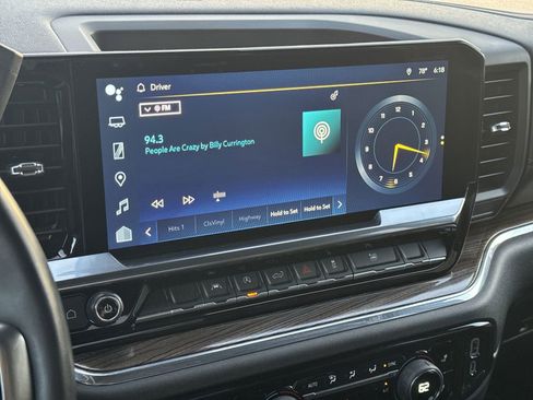 Used 2023 Chevrolet Silverado 1500 LT image 23