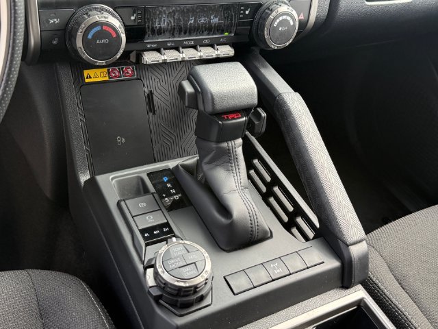 Used 2026 Toyota 4Runner TRD Off-Road AWD/4WD image 17