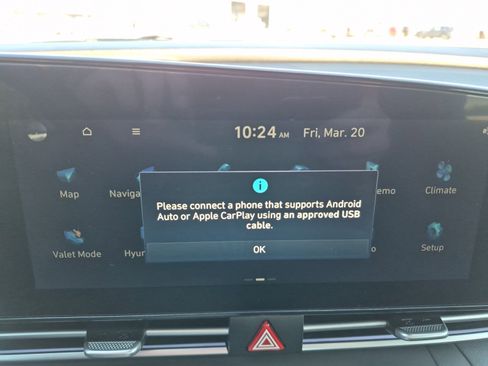 Used 2025 Hyundai Elantra SEL image 16