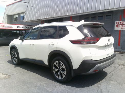 Used 2023 Nissan Rogue SV w/ SV Premium B Package AWD/4WD image 6