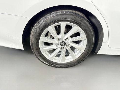 Used 2022 Toyota Camry LE FWD image 32