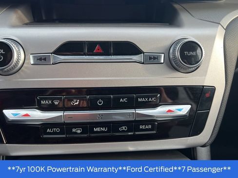 Used 2022 Ford Explorer XLT w/ Equipment Group 202A AWD/4WD image 19