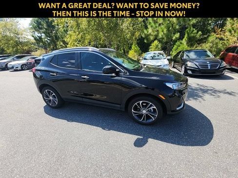 Used 2022 Buick Encore GX Select w/ Advanced Technology Package FWD image 13