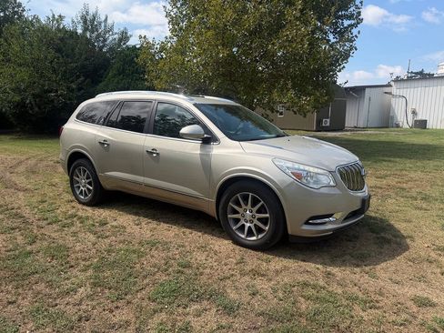 Used 2013 Buick Enclave Leather FWD image 3