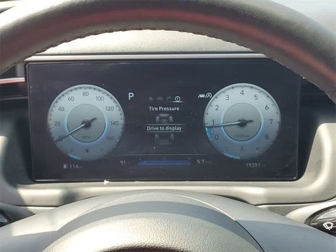 Used 2023 Hyundai Tucson Limited image 24