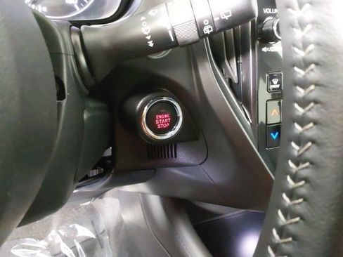 Certified 2026 Subaru Forester Premium AWD/4WD image 27
