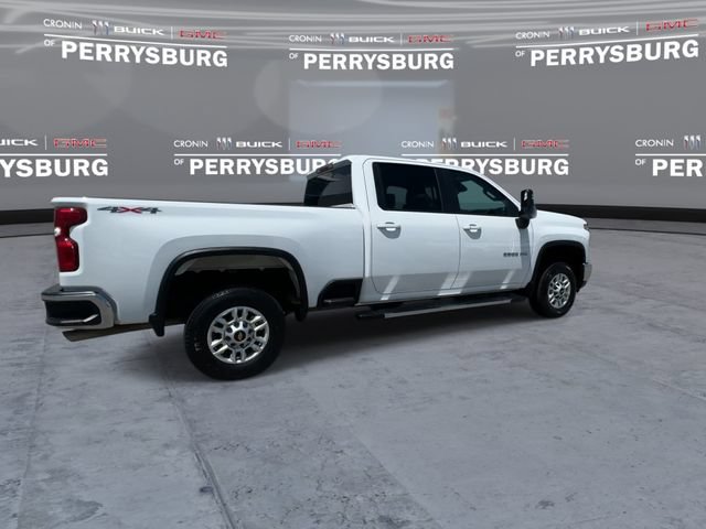 Used 2025 Chevrolet Silverado 2500 LT w/ Convenience Package AWD/4WD image 8