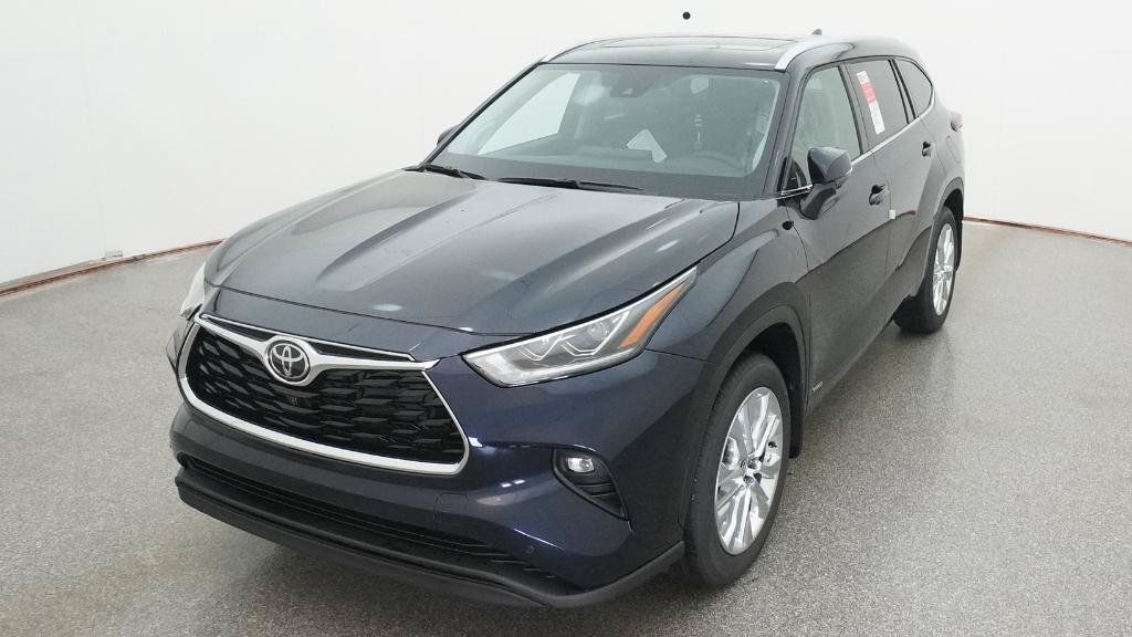 New 2026 Toyota Highlander Limited AWD/4WD image 3