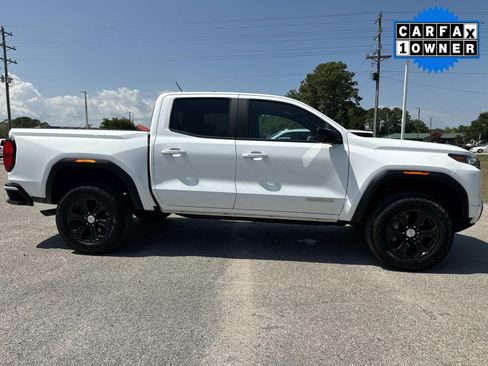 Used 2024 GMC Canyon Elevation w/ Convenience Package RWD image 2