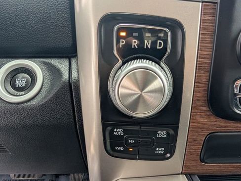 Used 2017 RAM 1500 Laramie w/ Convenience Group AWD/4WD image 21