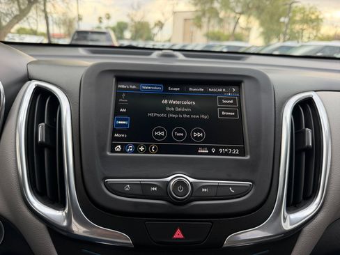 Used 2019 Chevrolet Equinox LT FWD image 12