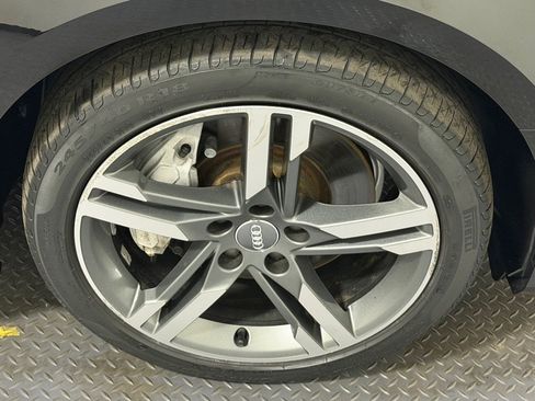 Used 2018 Audi A4 2.0T Premium Plus w/ Premium Plus Package image 18