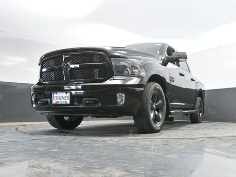 Used 2021 RAM 1500 Classic SLT w/ Electronics Convenience Group AWD/4WD image 48