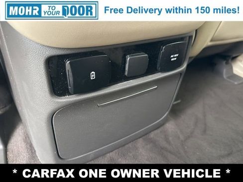 Used 2019 Lincoln Navigator Reserve image 32