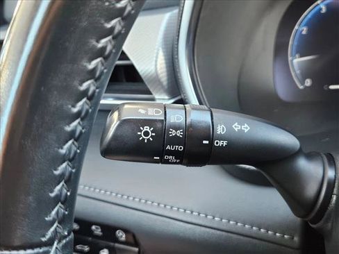 Used 2023 Toyota Highlander Platinum AWD/4WD image 21