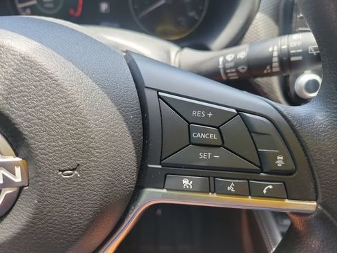 Used 2024 Nissan Kicks SV FWD image 13