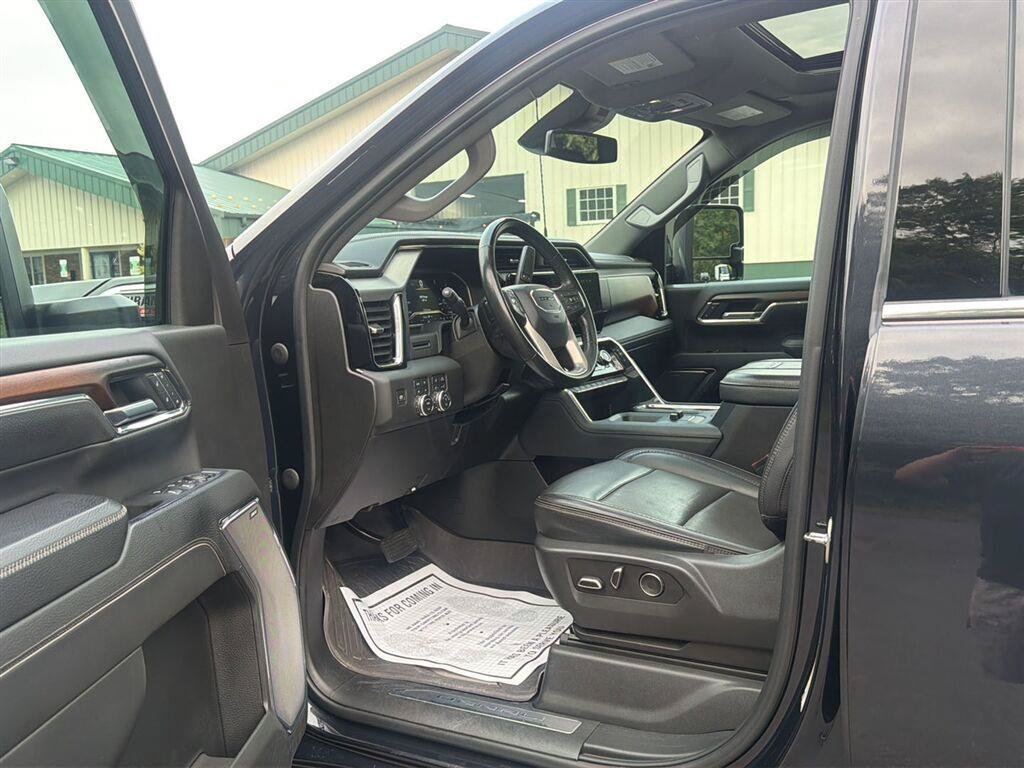 Certified 2024 GMC Sierra 3500 Denali AWD/4WD image 11