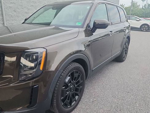 Used 2021 Kia Telluride SX w/ Nightfall Edition Package AWD/4WD image 12