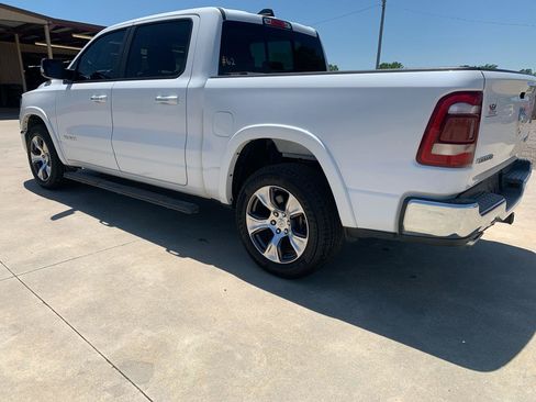 Used 2019 RAM 1500 Laramie AWD/4WD image 4