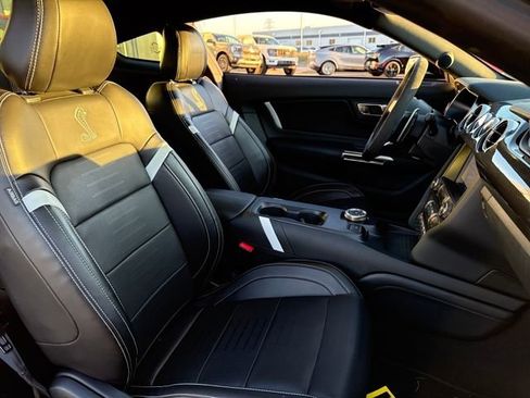 Used 2020 Ford Mustang Shelby GT500 w/ Technology Package image 10