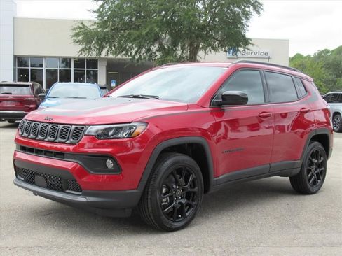 New 2026 Jeep Compass Latitude image 3