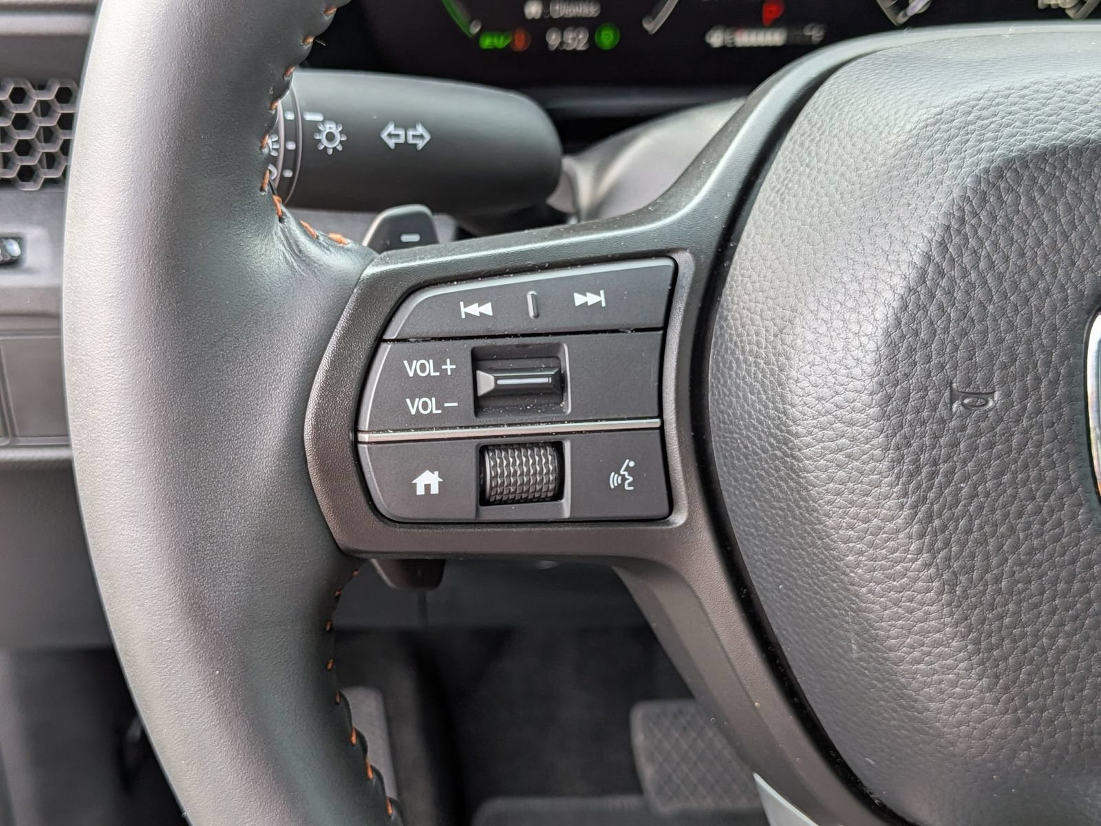 Used 2024 Honda CR-V Sport-L image 18