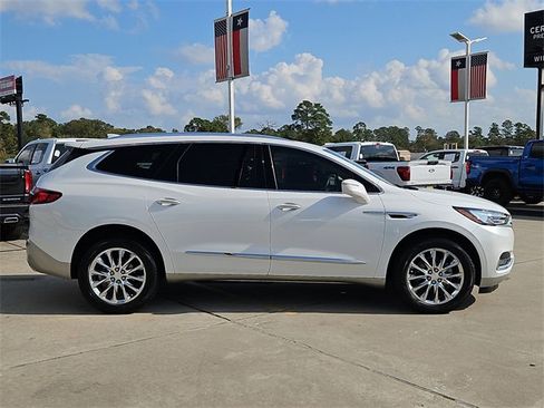 Used 2020 Buick Enclave Premium w/ Surround and Sites Package image 9