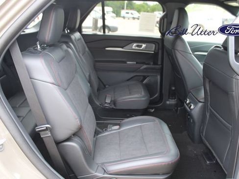 New 2026 Ford Explorer ST AWD/4WD image 9