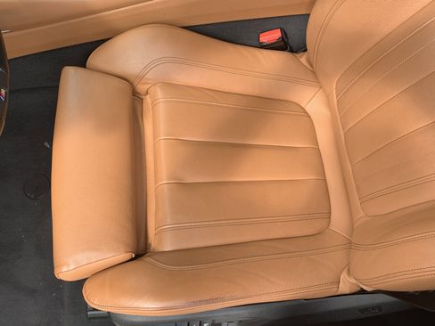 Used 2019 BMW X6 sDrive35i w/ M Sport Package image 16